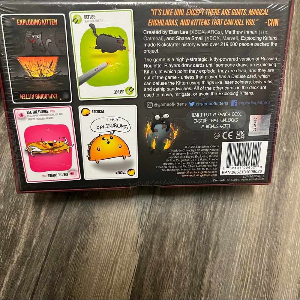 Exploding Kittens card game - Picture 2 of 2
